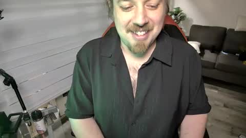 Snapshot of maxredz chatting on July 5, 2026, 4:19 am Max online show from July 5, 2026, 4:19 am