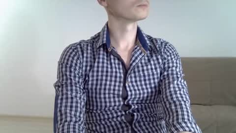 maxrelax90 online show from February 8, 2026, 5:27 pm