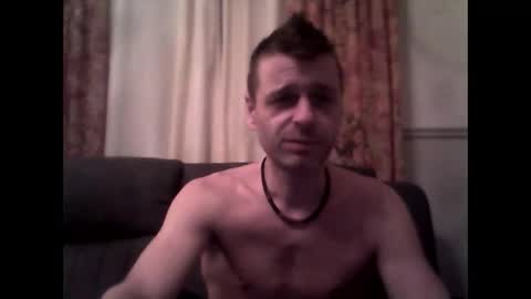 MaxTheWolf online show from November 22, 2025, 1:04 am