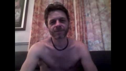 Snapshot of maxthewolf chatting on June 9, 2026, 12:44 am MaxTheWolf online show from June 9, 2026, 12:44 am