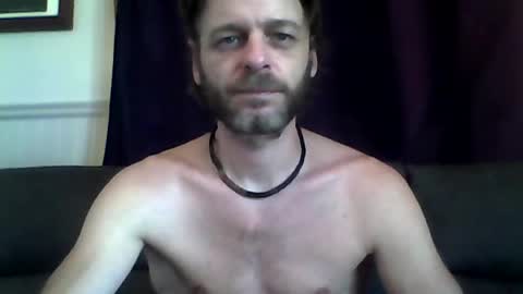 Snapshot of maxthewolf chatting on June 28, 2026, 2:34 pm MaxTheWolf online show from June 28, 2026, 2:34 pm