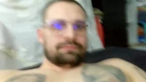 Max online show from December 19, 2025, 5:09 pm