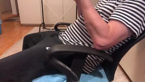 Snapshot of maxx_martin chatting on December 19, 2025, 5:25 am Max online show from December 19, 2025, 5:25 am