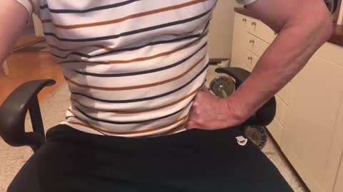 Snapshot of maxx_martin chatting on February 5, 2026, 6:18 am Max online show from February 5, 2026, 6:18 am