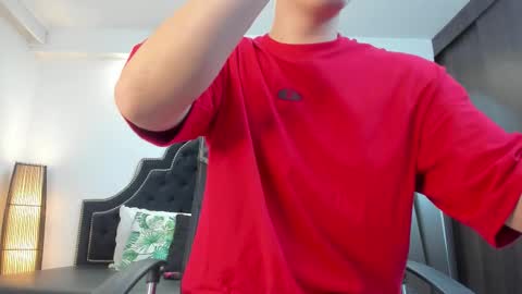 Maxxi online show from December 15, 2025, 2:16 am