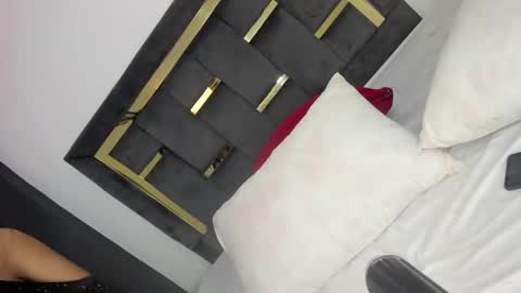 Snapshot of maxxine_vx chatting on November 1, 2025, 4:03 am Valentina online show from November 1, 2025, 4:03 am