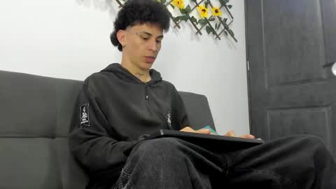 Max online show from March 2, 2026, 2:36 am