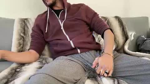 MaxXxurbate online show from December 27, 2024, 12:01 pm