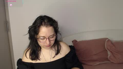 May online show from April 5, 2026, 3:04 am