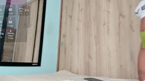 Snapshot of maya__fox chatting on March 20, 2026, 10:25 pm OF mayitta19 online show from March 20, 2026, 10:25 pm
