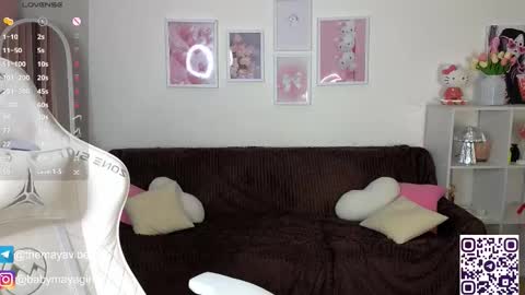 Snapshot of maya_blonde18 chatting on October 25, 2025, 3:36 am Maya online show from October 25, 2025, 3:36 am