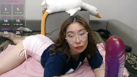 maya_kumashiro online show from April 29, 2026, 7:53 pm