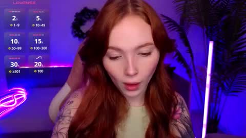 Snapshot of maya_light chatting on January 6, 2026, 1:42 am Maya online show from January 6, 2026, 1:42 am