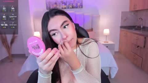 Maya vexx online show from January 12, 2026, 7:19 pm