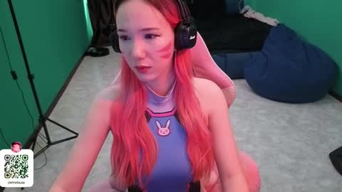 Maya Viola online show from March 15, 2026, 6:41 am