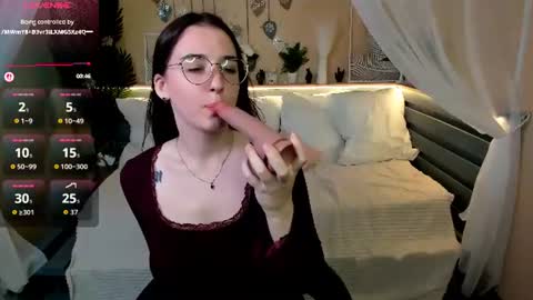 Snapshot of maya_winters chatting on August 4, 2026, 11:13 am maya_winters online show from August 4, 2026, 11:13 am