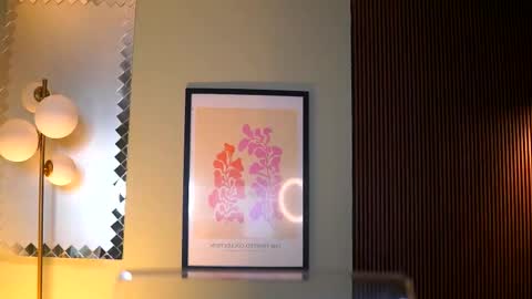 Maya online show from October 8, 2025, 6:16 pm