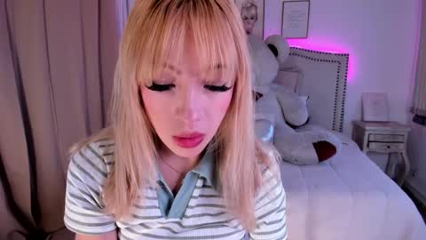 Snapshot of mayajhons chatting on November 6, 2025, 11:44 am Mayajhons online show from November 6, 2025, 11:44 am