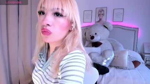 Snapshot of mayajhons chatting on November 20, 2025, 12:05 pm Mayajhons online show from November 20, 2025, 12:05 pm