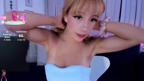 Snapshot of mayajhons chatting on December 5, 2025, 12:58 pm Mayajhons online show from December 5, 2025, 12:58 pm