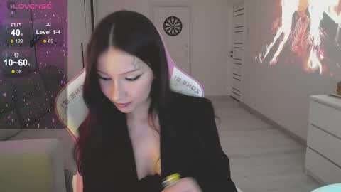 Mayales online show from October 4, 2025, 6:50 pm