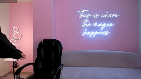 Maya online show from March 16, 2026, 5:02 am