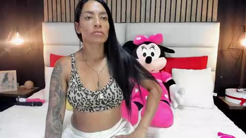 Snapshot of mayarusell01 chatting on March 10, 2025, 11:27 pm Nicolle Ruselle Hello my lovely schedule for great fun from 630 am and end 800 pm Colombian time I wait for you online show from March 10, 2025, 11:27 pm