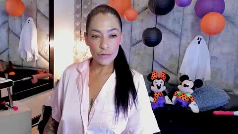 Snapshot of mayarusell01 chatting on October 26, 2025, 12:33 pm Nicolle Ruselle Hello my lovely schedule for great fun from 630 am and end 800 pm Colombian time I wait for you online show from October 26, 2025, 12:33 pm