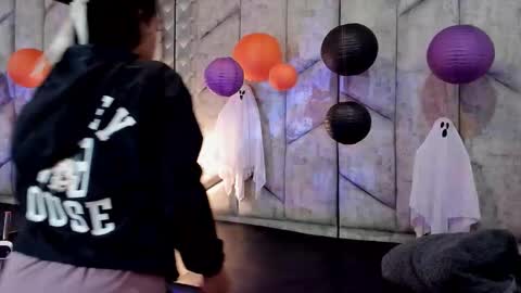 Snapshot of mayarusell01 chatting on October 30, 2025, 11:33 am Nicolle Ruselle Hello my lovely schedule for great fun from 630 am and end 800 pm Colombian time I wait for you online show from October 30, 2025, 11:33 am