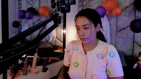 Snapshot of mayarusell01 chatting on October 31, 2025, 11:55 am Nicolle Ruselle Hello my lovely schedule for great fun from 630 am and end 800 pm Colombian time I wait for you online show from October 31, 2025, 11:55 am