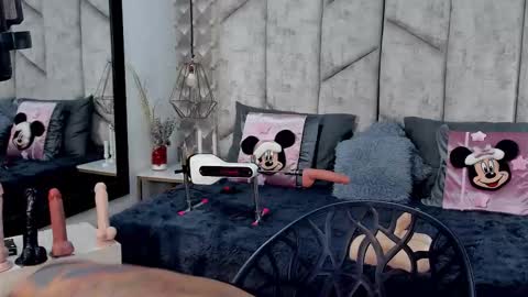 Snapshot of mayarusell01 chatting on November 18, 2025, 11:14 am Nicolle Ruselle Hello my lovely schedule for great fun from 630 am and end 800 pm Colombian time I wait for you online show from November 18, 2025, 11:14 am