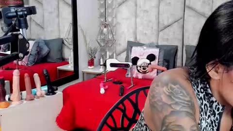 Snapshot of mayarusell01 chatting on November 24, 2025, 4:29 pm Nicolle Ruselle Hello my lovely schedule for great fun from 630 am and end 800 pm Colombian time I wait for you online show from November 24, 2025, 4:29 pm