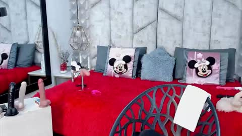 Snapshot of mayarusell01 chatting on December 4, 2025, 1:53 pm Nicolle Ruselle Hello my lovely schedule for great fun from 630 am and end 800 pm Colombian time I wait for you online show from December 4, 2025, 1:53 pm