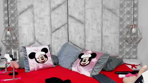 Snapshot of mayarusell01 chatting on December 5, 2025, 3:30 pm Nicolle Ruselle Hello my lovely schedule for great fun from 630 am and end 800 pm Colombian time I wait for you online show from December 5, 2025, 3:30 pm