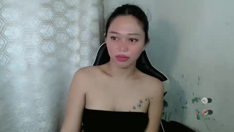Snapshot of mayasally_ chatting on May 6, 2026, 8:41 am mayasally_ online show from May 6, 2026, 8:41 am