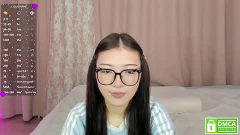 Erina online show from February 23, 2026, 9:23 pm