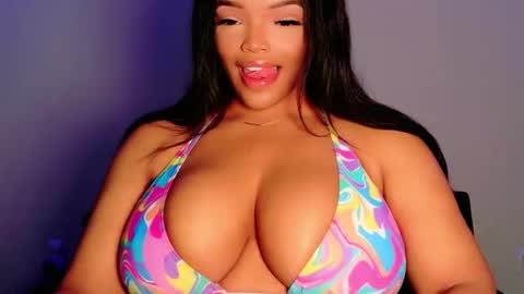 MayBabi online show from March 10, 2026, 11:37 am