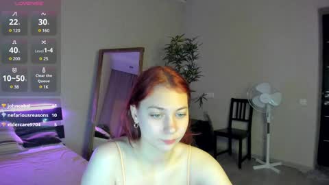 Snapshot of maybe_mia chatting on January 2, 2025, 2:24 pm Mia GMT2 Mon 3-9 AM Tue 3-9 AM Wed 3-9 AMThur 10 AM - 4 PM Fri 3-9 AM Sat 3-9 AM Sun 3-9 AM. online show from January 2, 2025, 2:24 pm