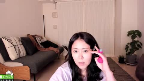 Nanako online show from November 15, 2025, 3:52 pm