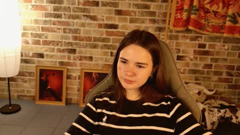 maybloom_ online show from January 9, 2026, 9:12 am