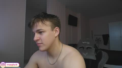 Snapshot of maygly chatting on May 16, 2026, 6:54 am Slava and Alextatto online show from May 16, 2026, 6:54 am