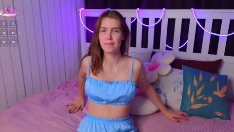 Ann online show from November 22, 2025, 7:24 pm