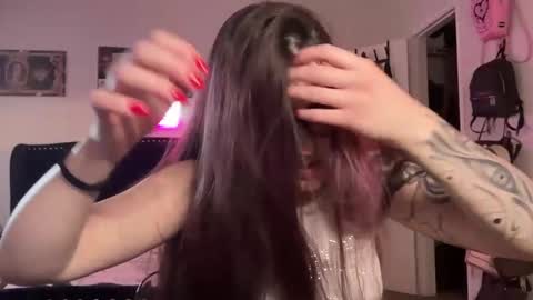 mayhem online show from October 3, 2025, 8:06 pm