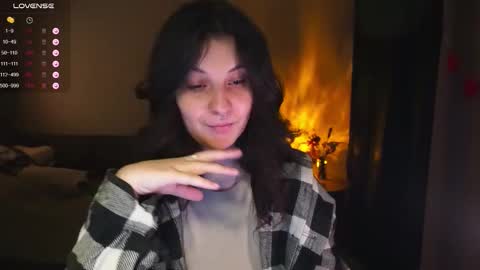 Snapshot of maymary_ chatting on November 17, 2025, 5:46 am Mary . online show from November 17, 2025, 5:46 am