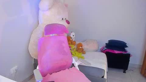 may online show from November 24, 2025, 10:53 pm