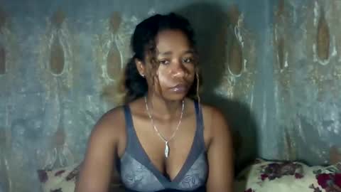 Snapshot of mayrah5 chatting on January 12, 2026, 5:56 am mayrah online show from January 12, 2026, 5:56 am