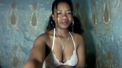 Snapshot of mayrah5 chatting on January 13, 2026, 5:57 am mayrah online show from January 13, 2026, 5:57 am