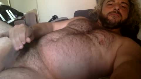 mazl0w online show from March 11, 2025, 2:43 am