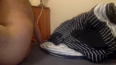 Snapshot of mazl0w chatting on August 4, 2026, 2:19 pm mazl0w online show from August 4, 2026, 2:19 pm