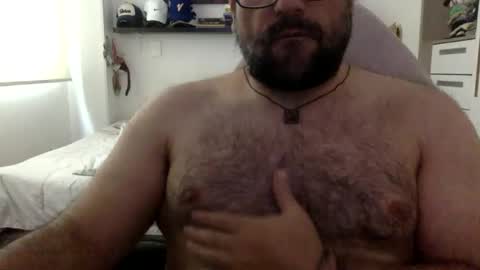 Snapshot of mbotve chatting on April 27, 2026, 7:56 pm VzlaMan online show from April 27, 2026, 7:56 pm